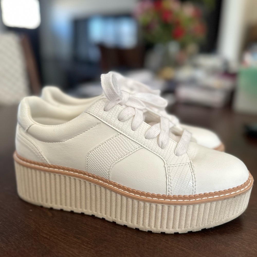 Dolce Vita white leather platform sneakers.